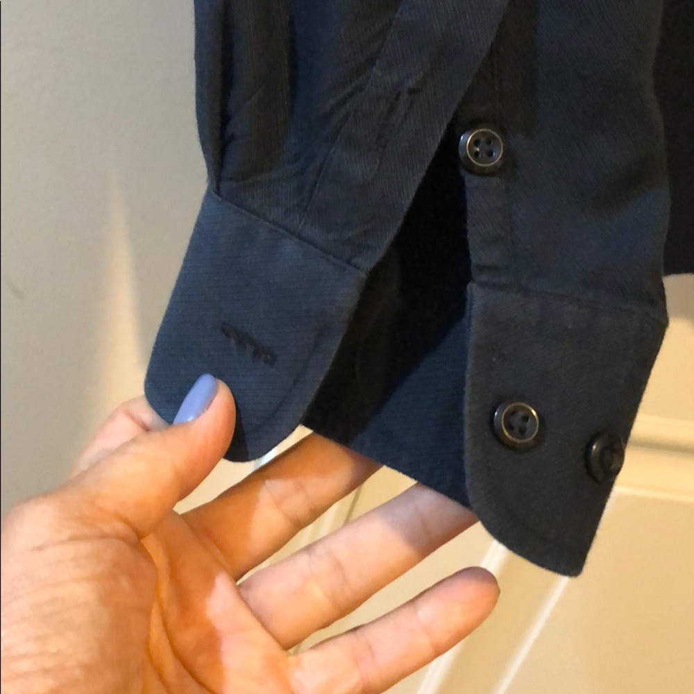 Men’s button down - Picture 4 of 4